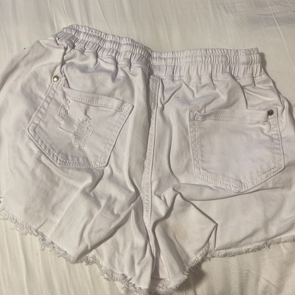 Draw String Denim Shorts - Picture 3 of 4